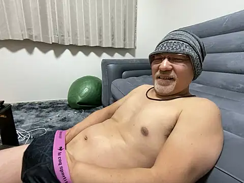 Grandpa29hijii Live Webcam on Stripchat