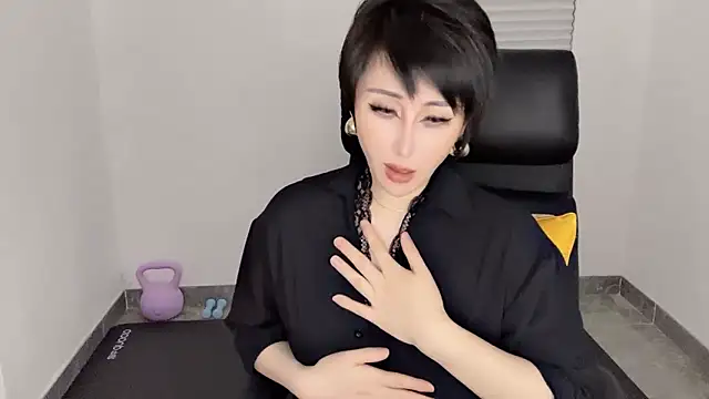 jin-ss (F milf) - 最后完成任务的宝贝可以任选游戏哦！加油宝贝！