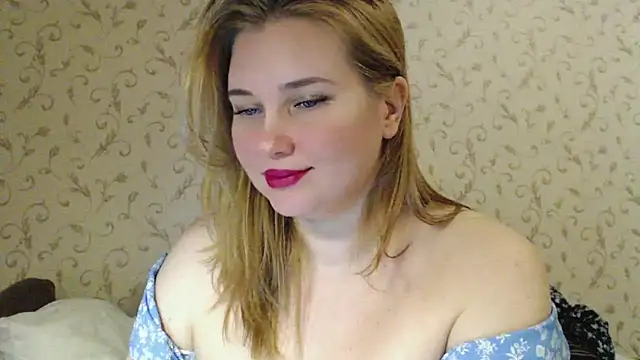 mmmPinUpGirl Live Webcam on Stripchat