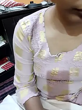 diya_143 (F milf) - Remove top