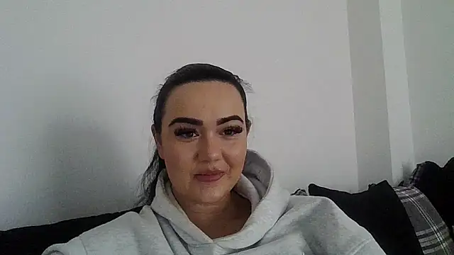 Busty-Ria-Raexx webcam