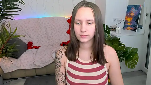 Модель: HotCaramellsTV