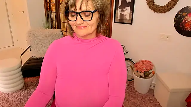 Milf-Ella webcam