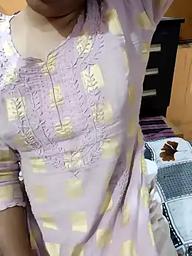 diya_143 (F milf) - Remove top