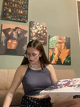 sabrina_shells (F young) - 🧊 ice on my nipples