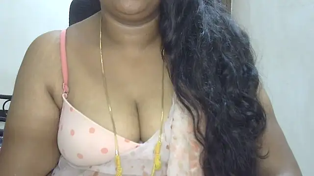 Nithya_forever Live Webcam on Stripchat