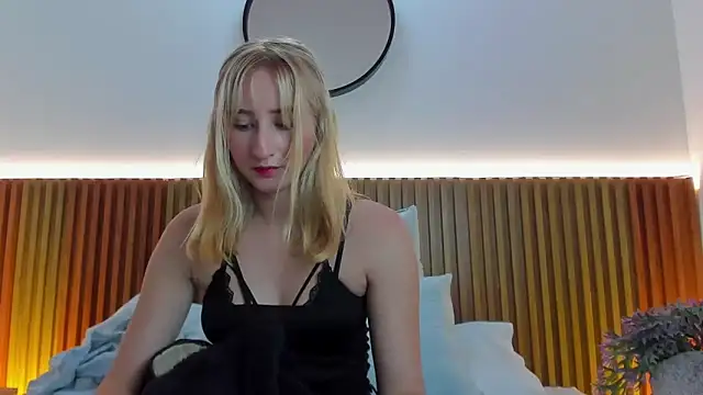 ruby_rossee_ - Ruby_rossee_'s free webcam - UK Sex Cams