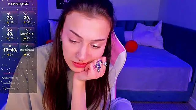 Alice_Crysta1