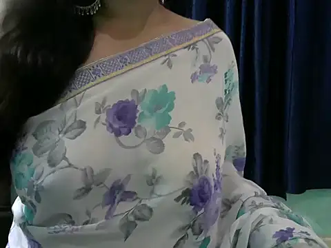 Модель: SexyRashmika