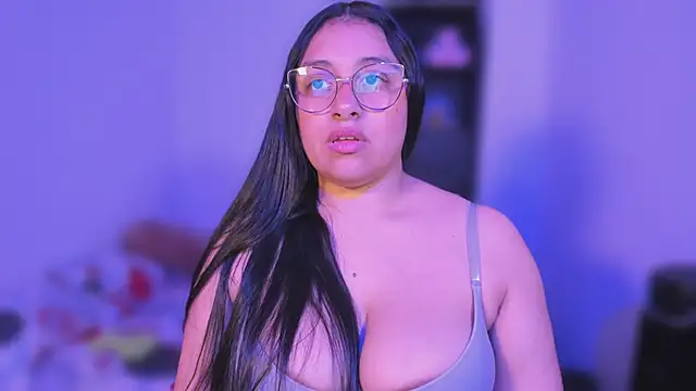 soysofiarodrigu - Soysofiarodrigu's free webcam - UK Sex Cams