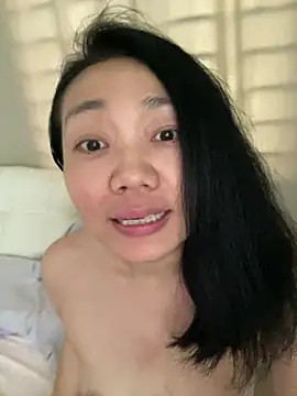 may_131452 (F milf) - 被家人害的微信支付宝银行卡都冻结