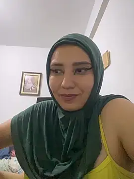 hannahayat Live Webcam on Stripchat