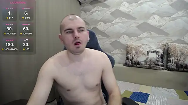 SerzhKorol1 Live Webcam on Stripchat