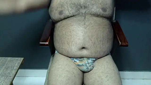 hairysubcub_70 (Ask my age) - Welcome To Daddy's Room. Make Daddy Cum.