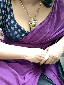 indian_anu_mallu (F mature) - Bra show