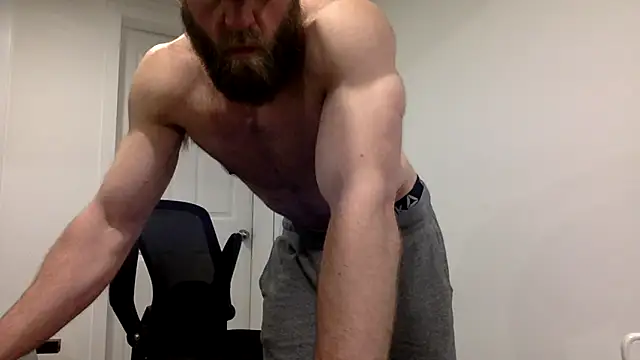 clarkefit's Live Webcam Show