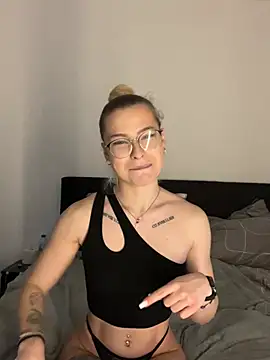 CuteAlyssa on StripChat 