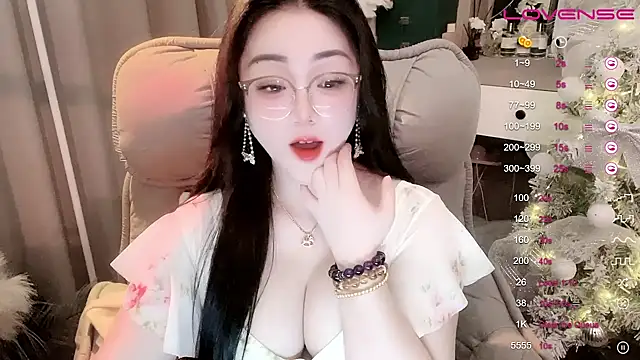 monica-888 (F milf) - 🌸🌸🌸🌸喜你如盛夏白瓷，梅子汤甜。 ​​​​