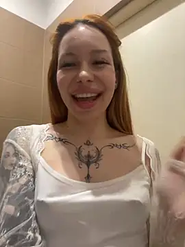 babydolll (F young) - pinch nipples in public🥵