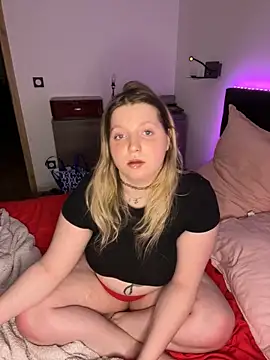 matyldezoot - Matyldezoot's free webcam - UK Sex Cams