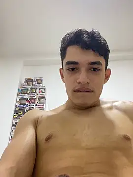 tiagort123 (M twink) - Horny 🔥🍑🍆