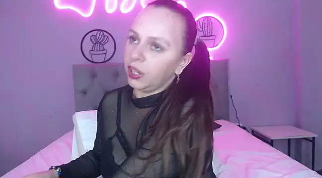 camila_olson11 - Camila_olson11's free webcam - UK Sex Cams