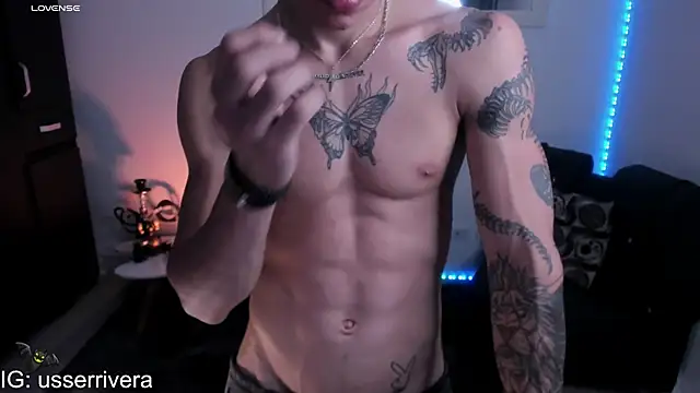 thomass_clark (M twink) - show dick