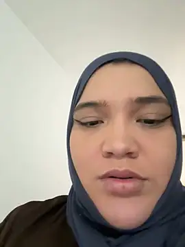 sweetmuslim01's Stripchat show and profile