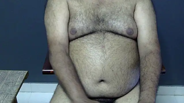 hairysubcub_70 (Ask my age) - Welcome To Daddy's Room. Make Daddy Cum.