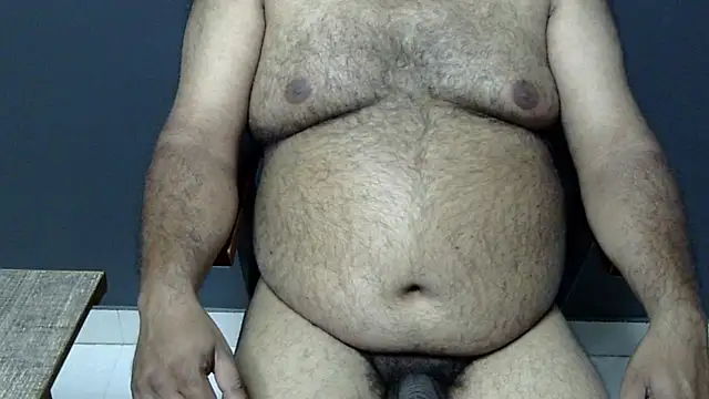 hairysubcub_70 (Ask my age) - Welcome To Daddy's Room. Make Daddy Cum.