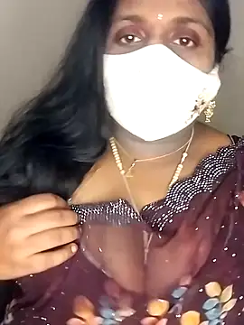 Sexy_Radhikaa