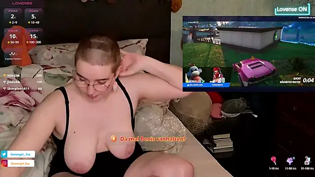  GamerGirl_Eve chat room