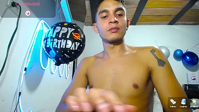 angel_latinboy (M young) - super cum