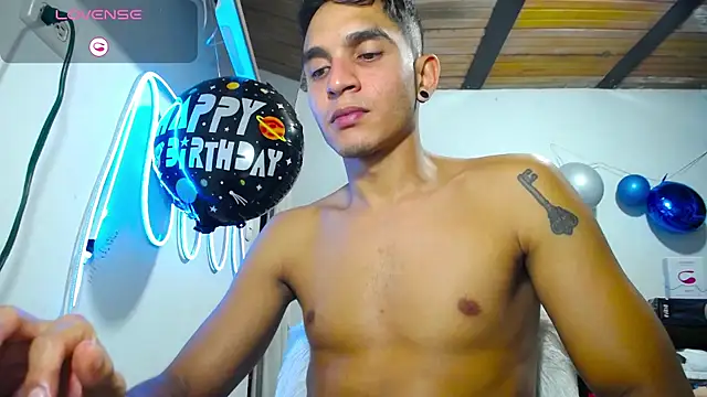 angel_latinboy - Angel_latinboy's free webcam