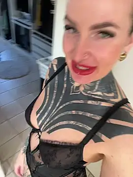 InkedBiitch's Stripchat show and profile