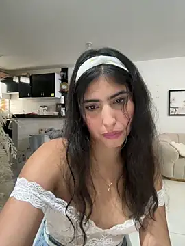 gaby_zahir_ (F young) - Ass massage! doyggytime spank me up