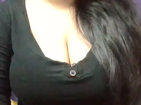 Shikha39 webcam