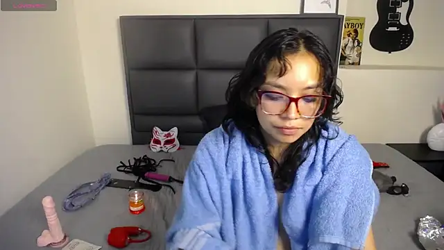 Ivi_Yvraine Live Sex Cams