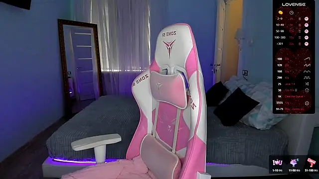 AdeleRoberts Live Sex Cams