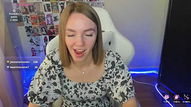 NessaDiazz Live Sex Cams