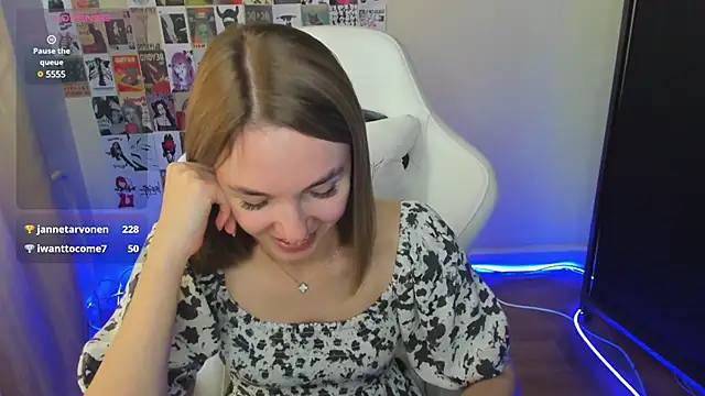 NessaDiazz Live Sex Cams