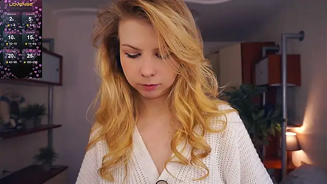 LynetHakes Live Sex Cams