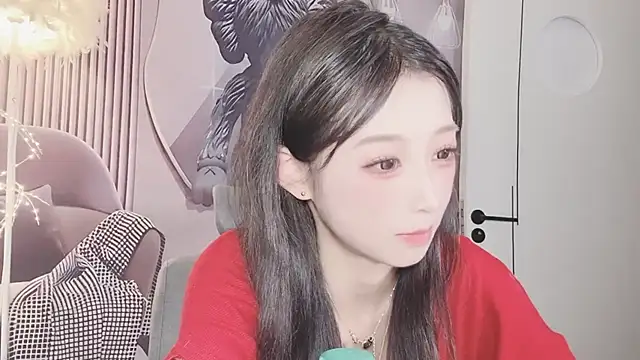 美女jiangjiang_caicai在线直播
