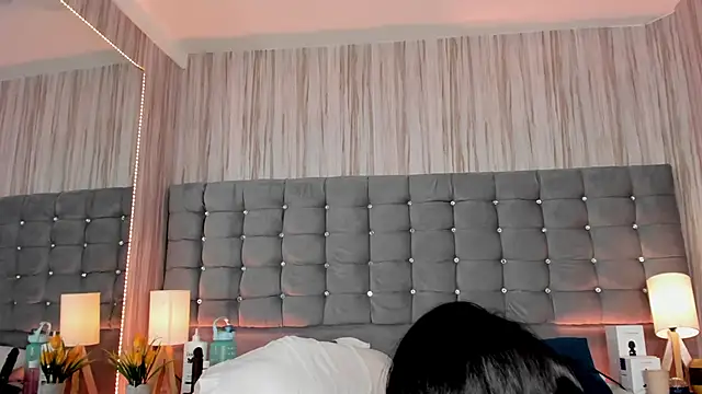 Poacahontasfg Live Sex Cams