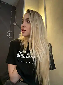 SierraFord Live Sex Cams