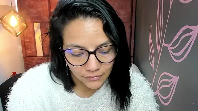 Megan_Milf__ Live Sex Cams