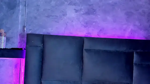 AmbersFox Live Sex Cams