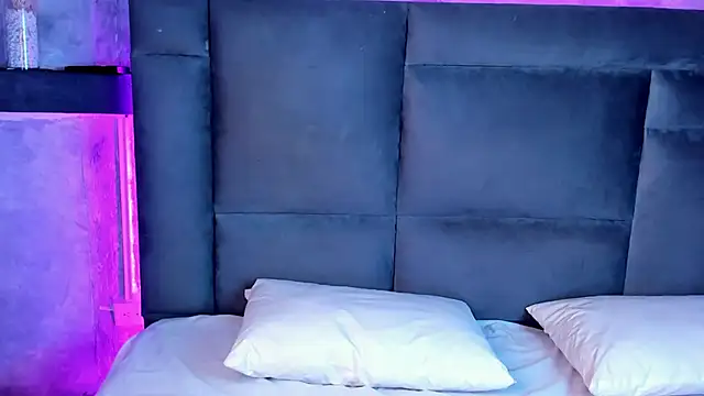 AmbersFox Live Sex Cams