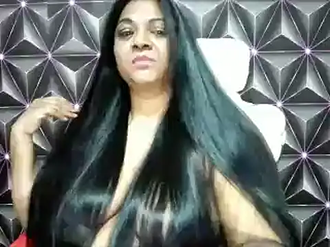 IndianDelia Live Sex Cams