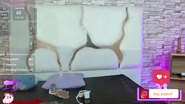 Issa_tay1 Live Sex Cams
